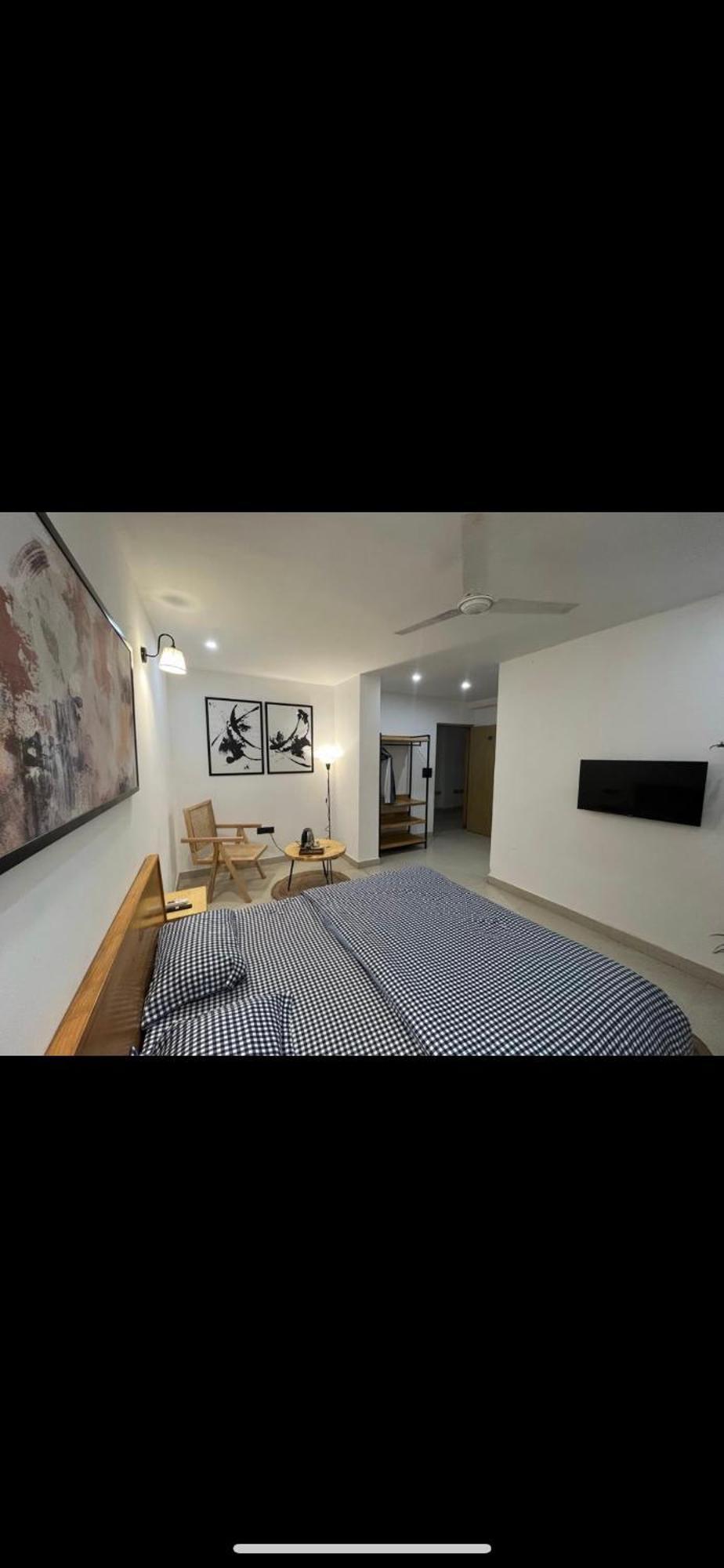 Vaara Bed & Breakfast Ню Делхи Екстериор снимка